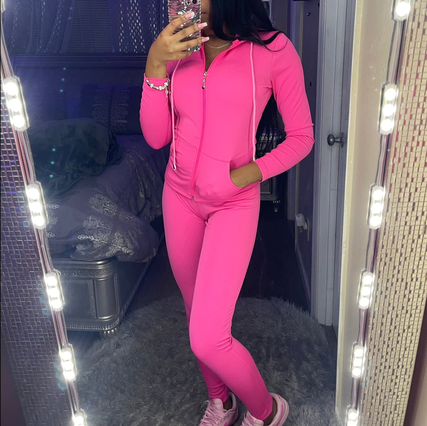 2 piece Baddie Sweatsuit Pink